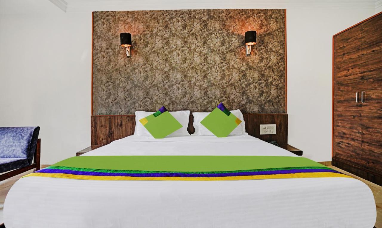 Treebo Varsha Palace Aurangabad (Maharashtra) Exterior foto